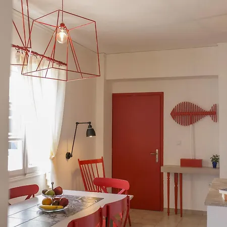 Eos Hotel Imerovigli (Santorini)