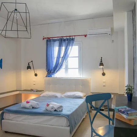 Eos Hotel Imerovigli (Santorini)